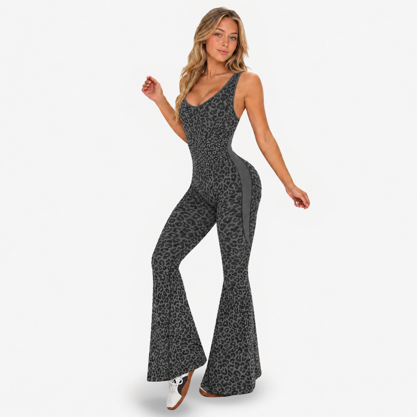 Limited-Edition V Sculpt Flares